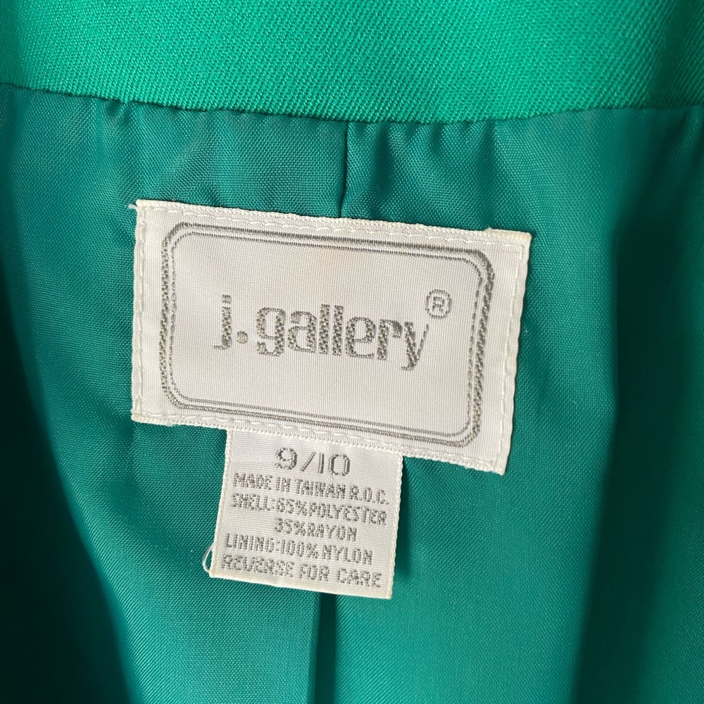 Vintage Women's Green Blazer - Picture 3 of 8